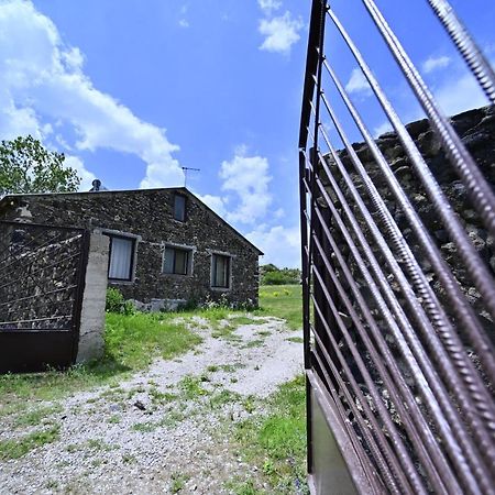 Tsovazard Sevan Tarsus Guesthouse מראה חיצוני תמונה
